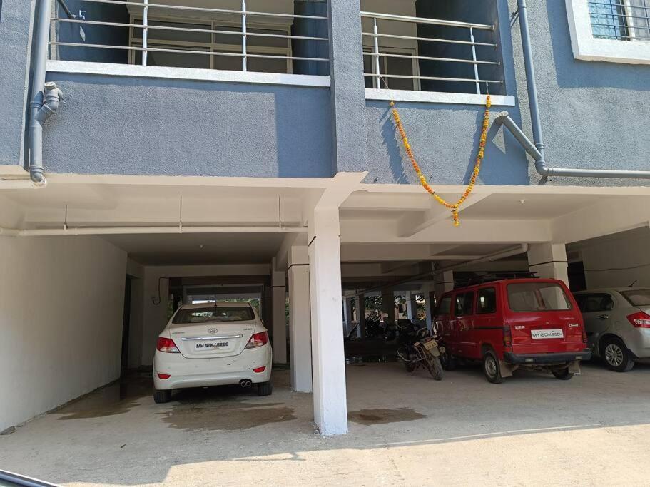 2bhk Ac Service 103 *