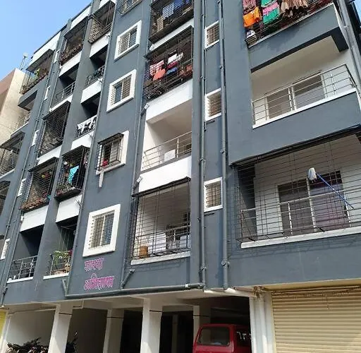 2Bhk Ac Service Apartment 103