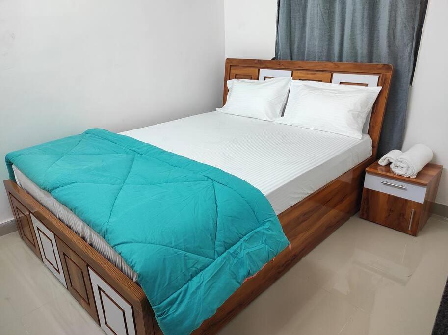 2bhk Ac Service 103 Apartment Pune
