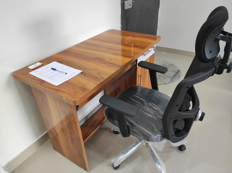 2bhk Ac Service 103 Apartment *
