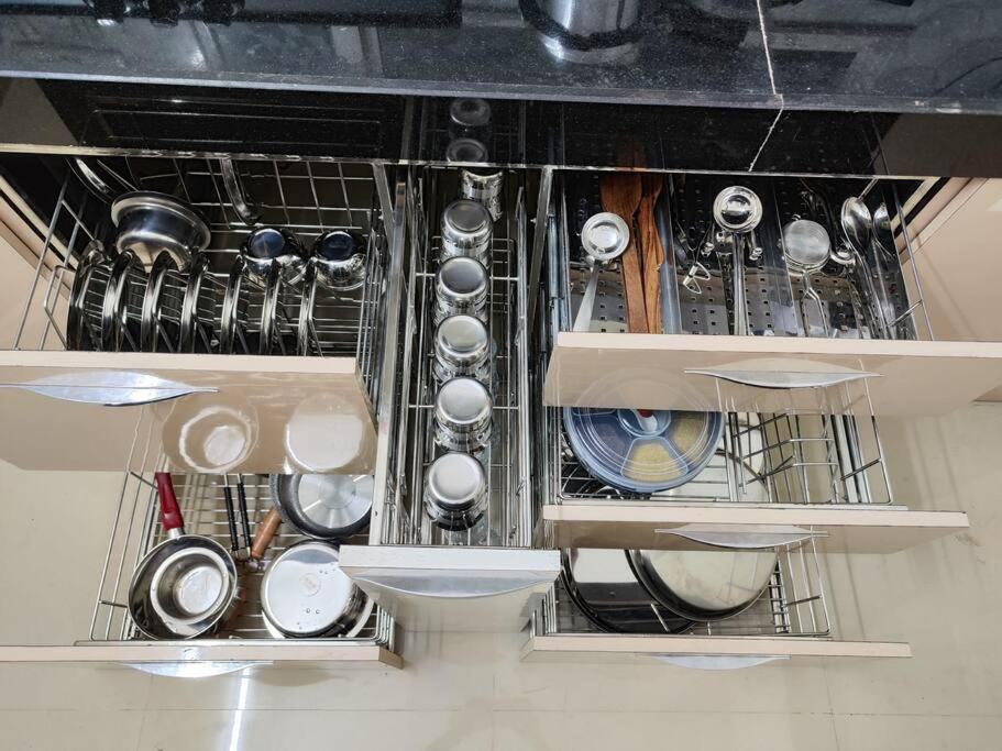 2bhk Ac Service 103