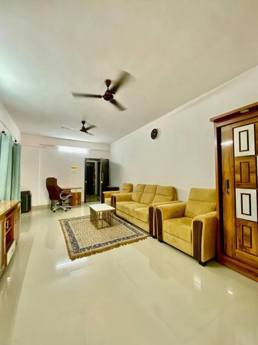 2bhk Ac Service 103 Apartment