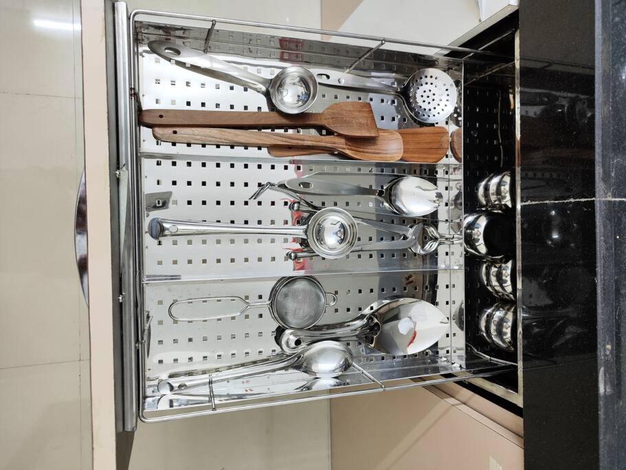 2bhk Ac Service 103 Apartment