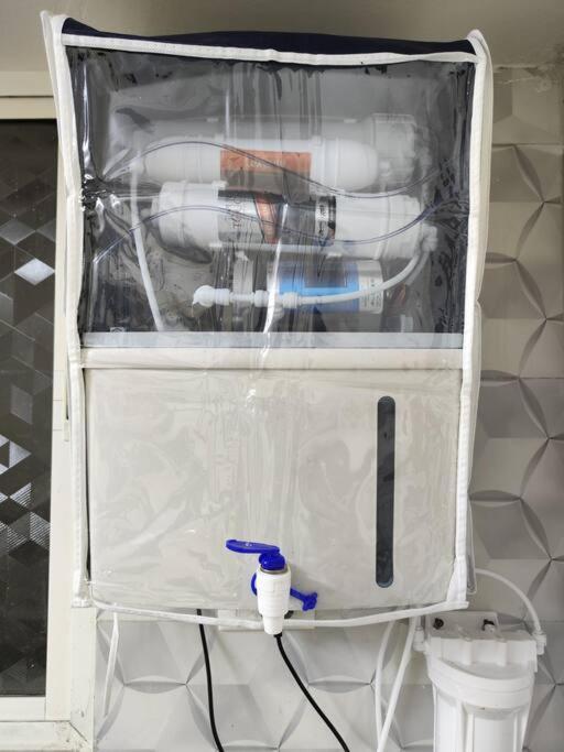 Apartment 2bhk Ac Service 103 *