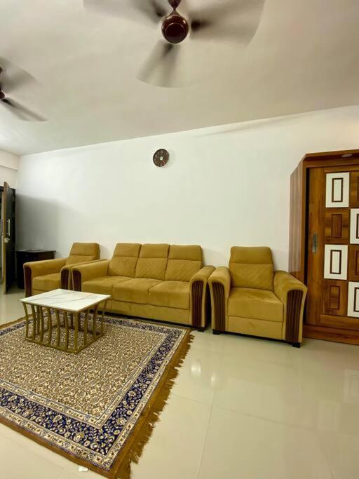 Apartment 2bhk Ac Service 103 Pune