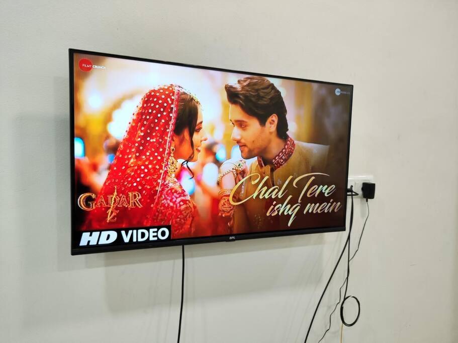 2bhk Ac Service 103 Apartment Pune