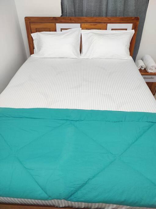2bhk Ac Service 103 Apartment