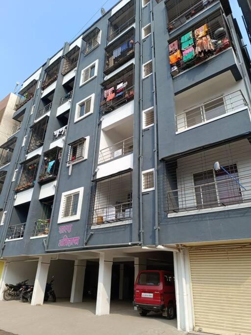 2bhk Ac Service 103 Apartment